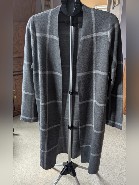 Reitmans Sweaters - Reitmans Heather Gray Knit Cardigan